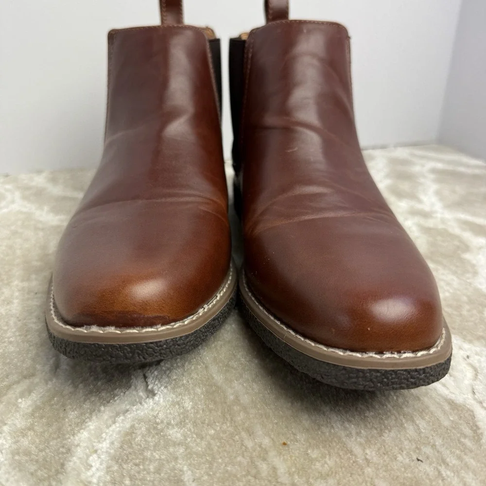 Deer Stags Men Rockland Faux Leather Chelsea Boots Size 7M Brown Memory Foam EUC